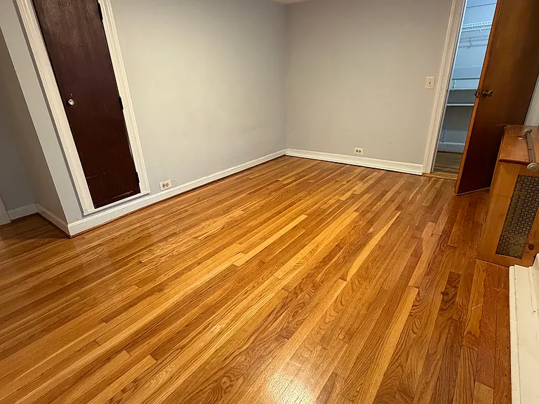 231 Leyden St #B — Photo 4