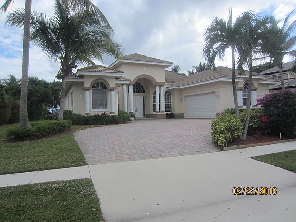 4th image of 2204 Embassy Dr