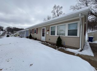 1530 Spring St, Davenport, IA 52803