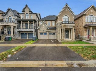 22 Wainwright Dr, Brampton, ON L7A4Y6