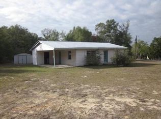 75 Seminole Dr, Defuniak Springs, FL 32435