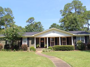 2113 Robinhood Rd, Albany, GA 31707