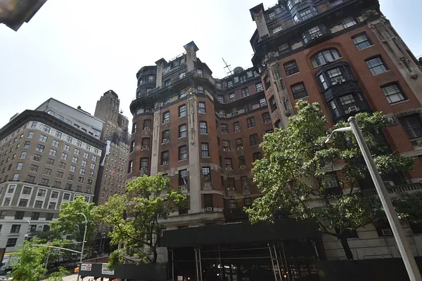 Rented by (Legacy) NY Quality Living Uptown | media 19