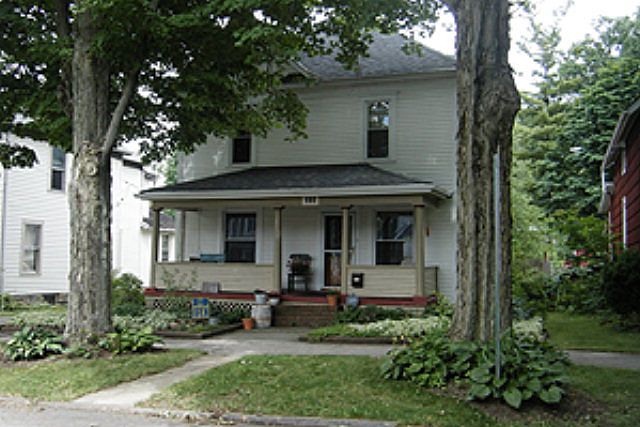 1st image of 323 N Columbus St