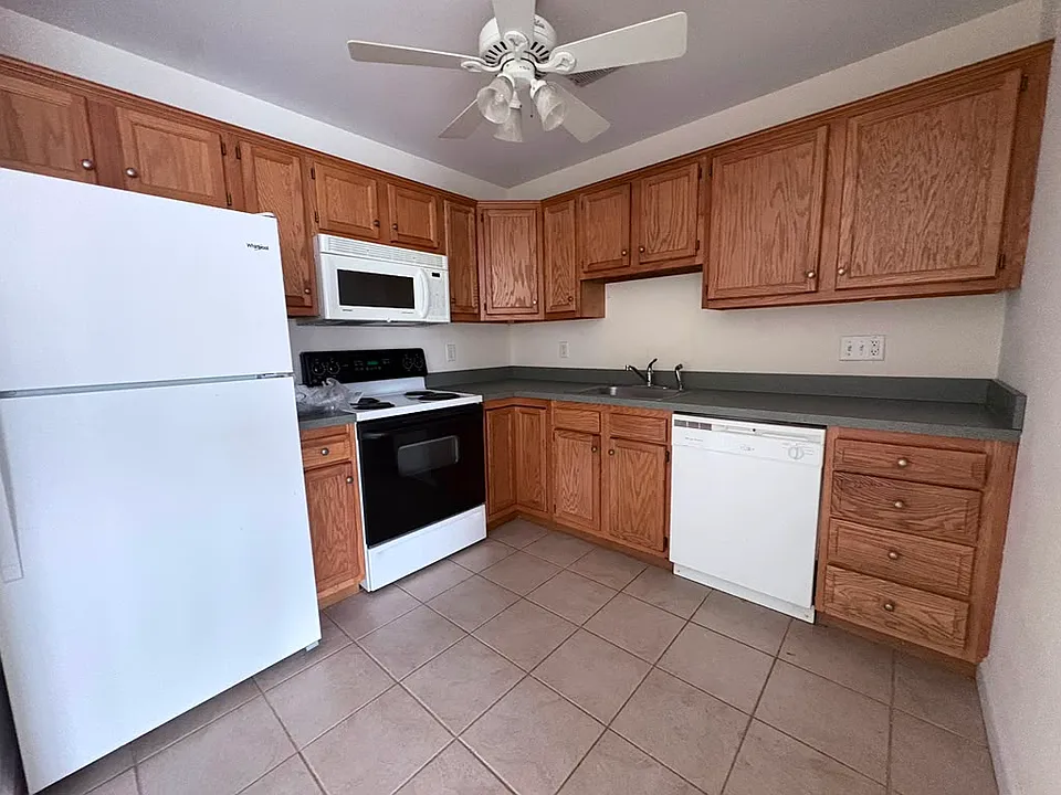 35 Judith Ln #204B