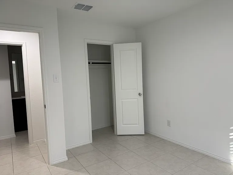 348 Dry Canyon Way — Photo 3