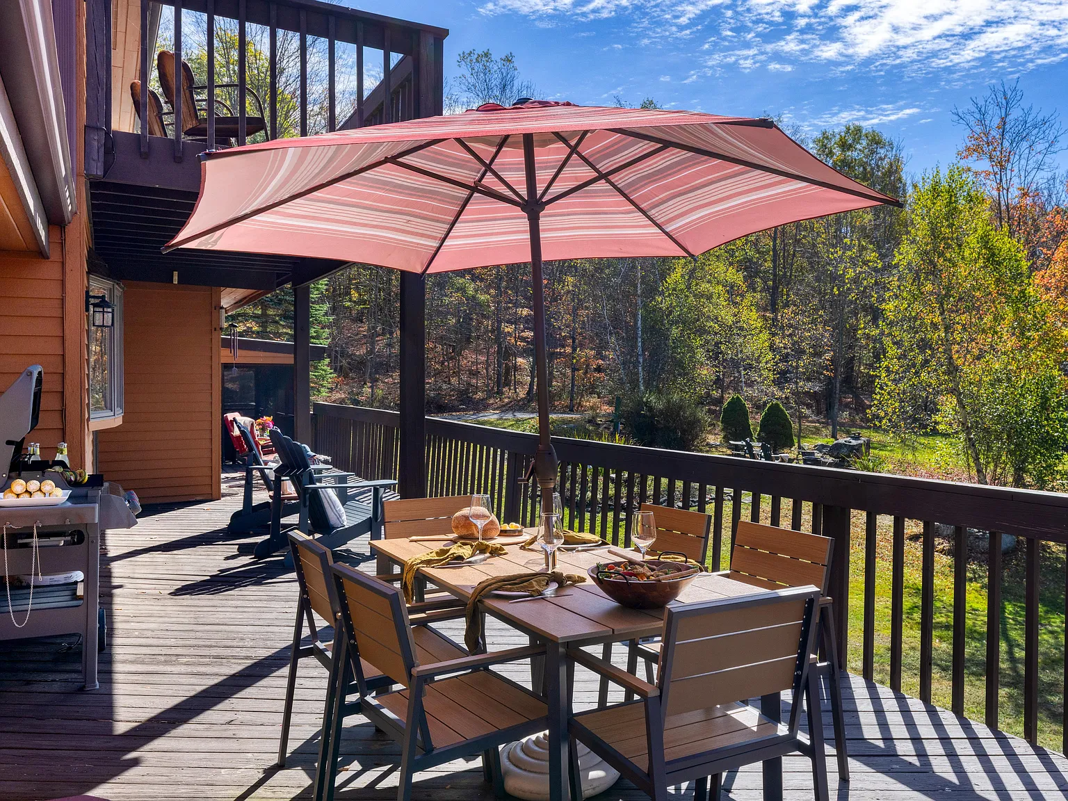 4 bed, 2.5 bath, 2400 sqft, $7,500 — Photo 4