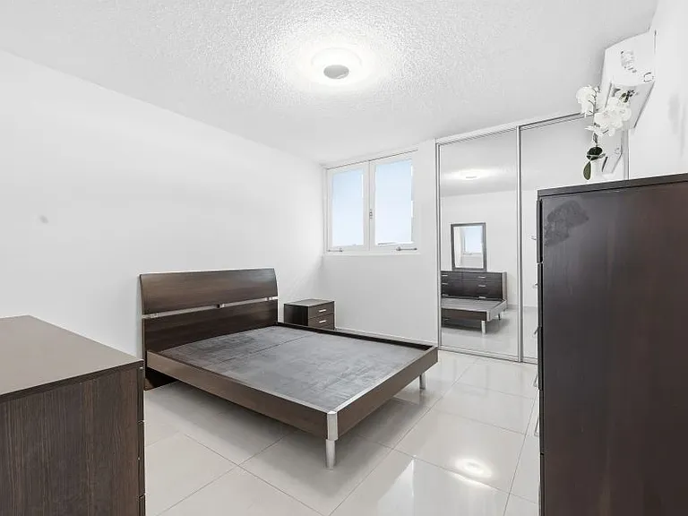 Cond Los Pinos Este 6410 Ave Isla Verde Apt 3A — Photo 15