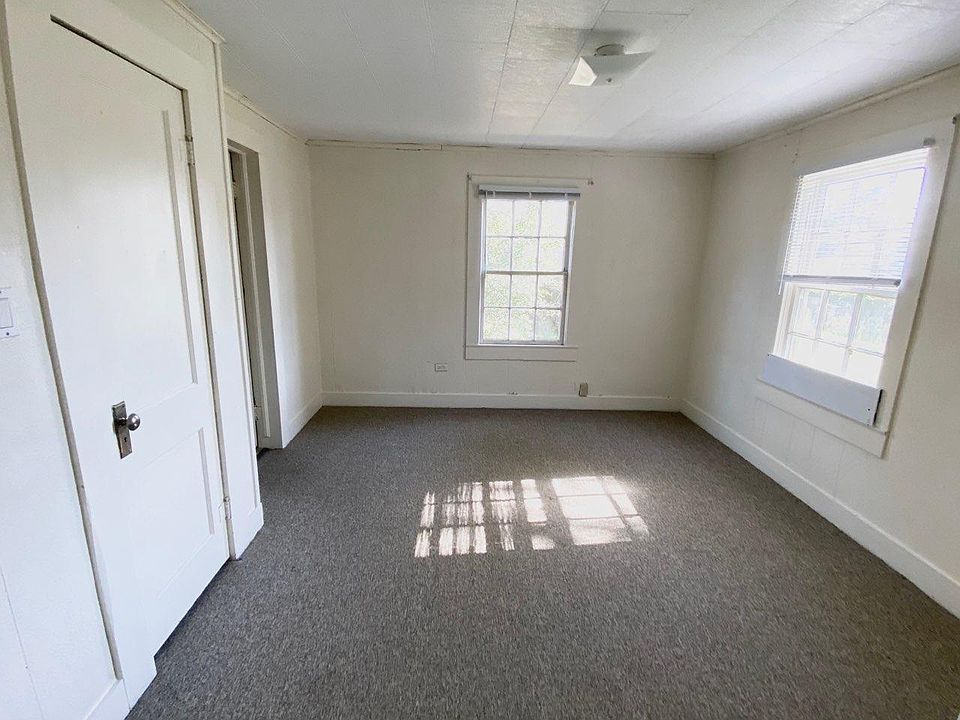 2nd image of 2117 Avenue A #B
