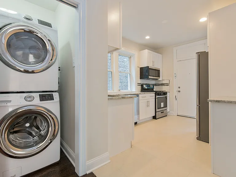 7938 S Honore St #1 — Photo 9