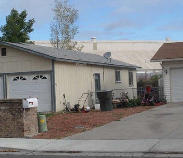 2nd image of 517 E 19th St