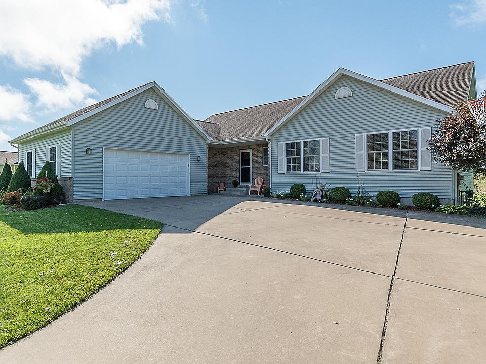1st image of 50232 Rebecca Dr
