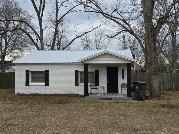 893 Taylor Rd, Dothan, AL 36301