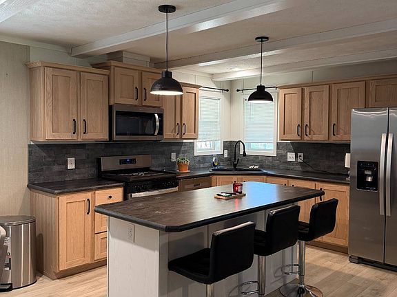 3rd image of 309 Greenfield Ave #2