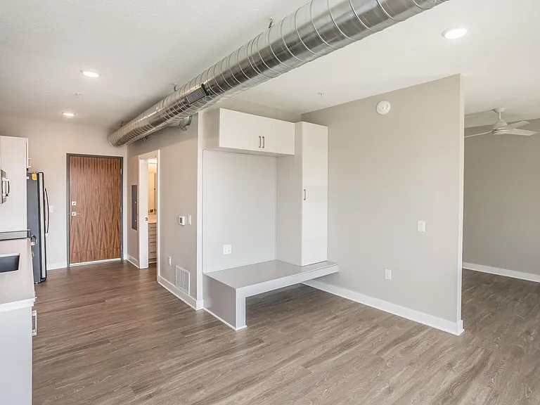 400 SW 7th St #206 — Photo 2