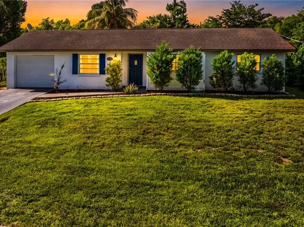 7416 Pine DR, FORT MYERS, FL 33967