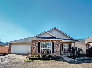 350 Cascades Cir E, Clinton, MS 39056