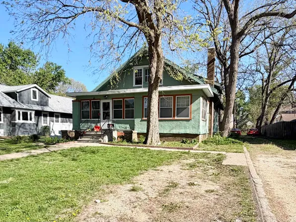 819 W 5th St, Storm Lake, IA 50588