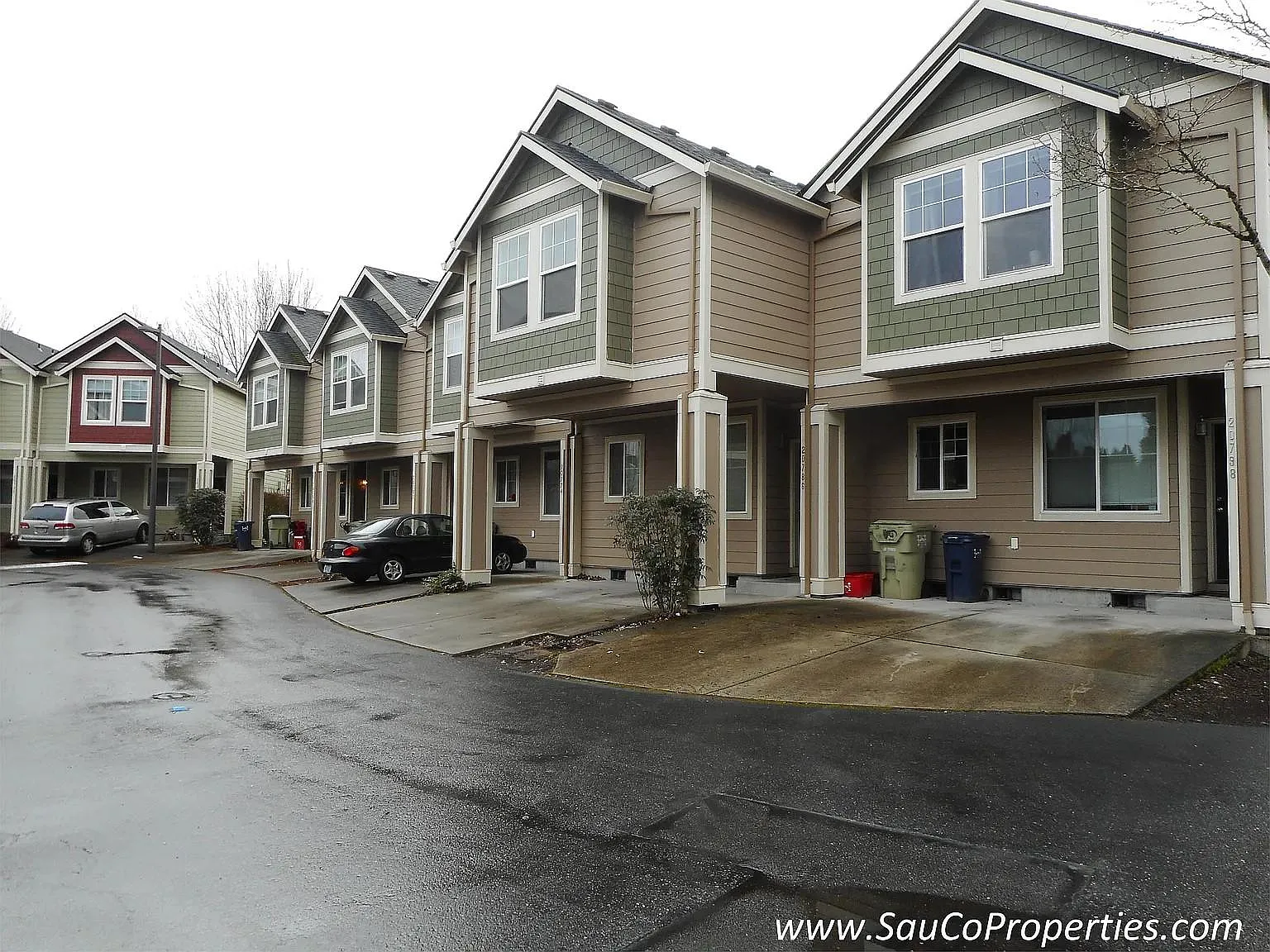 2 bed, 1008 sqft, $2,095 — Photo 1