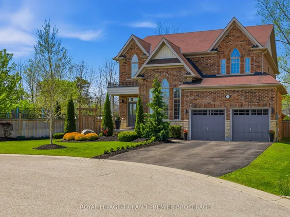 201 Dorchester Ct, Woodstock, ON N4T 0H3