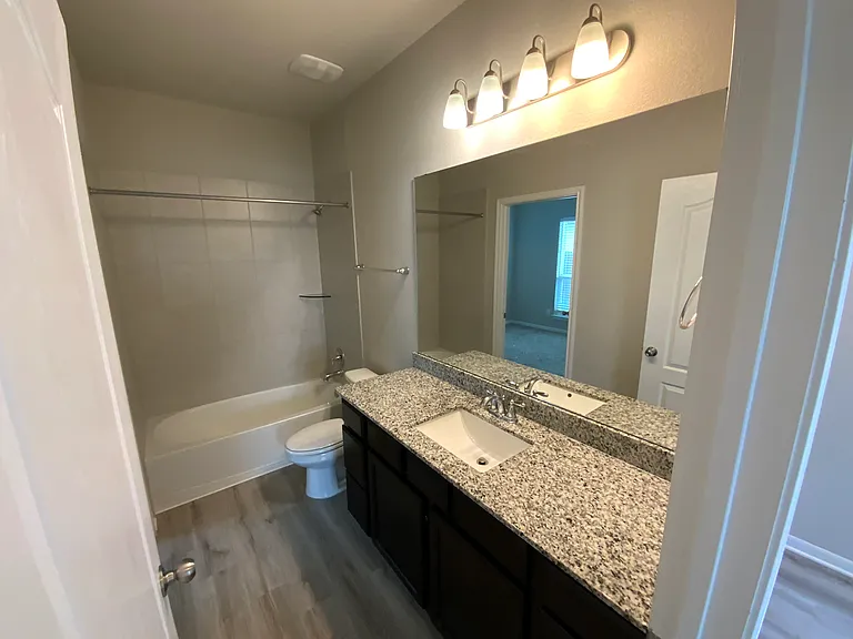 1236 Grand Oak Trl — Photo 6