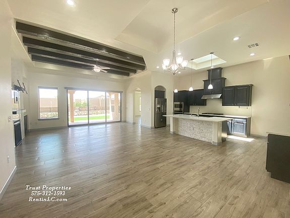 2nd image of 1051 Corte Aguila