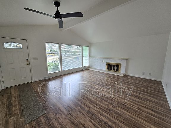 3rd image of 13324 E Saltese Ave