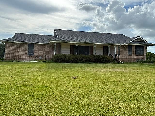 2nd image of 5270 Grand Caillou Rd