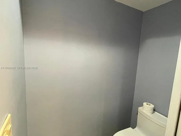 1750 James Ave #5G — Photo 24