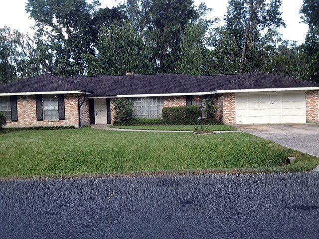 15 Weinnig Drive