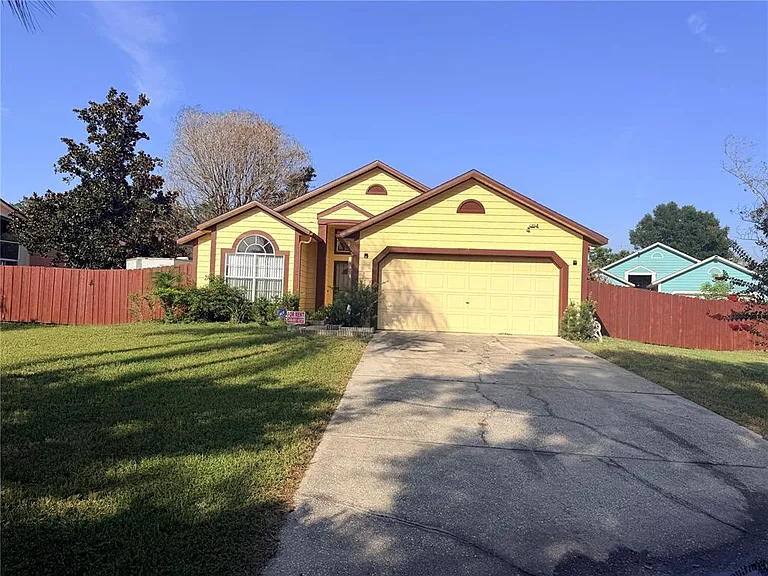 1025 Brynlor Ln — Photo 25