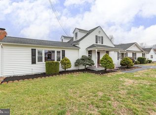 12035 N Dickinson Dr, Fredericksburg, VA 22407