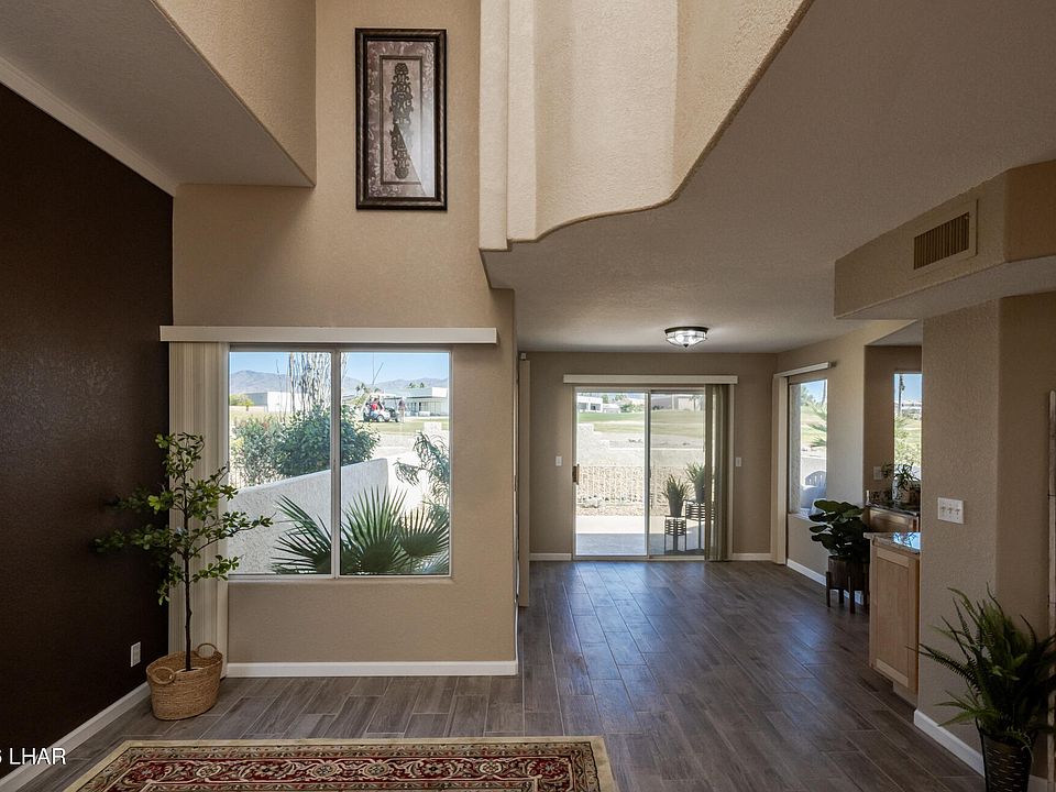 1st image of 420 Acoma Blvd S Unit 39