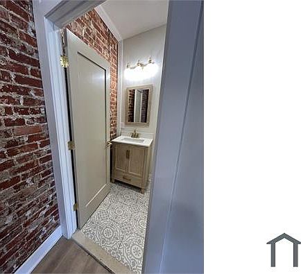 3rd image of 59 W Sharpnack St APT 2