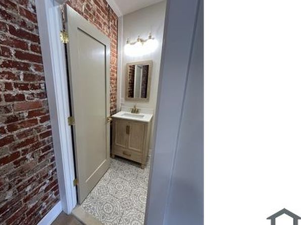 59 W Sharpnack St APT 2