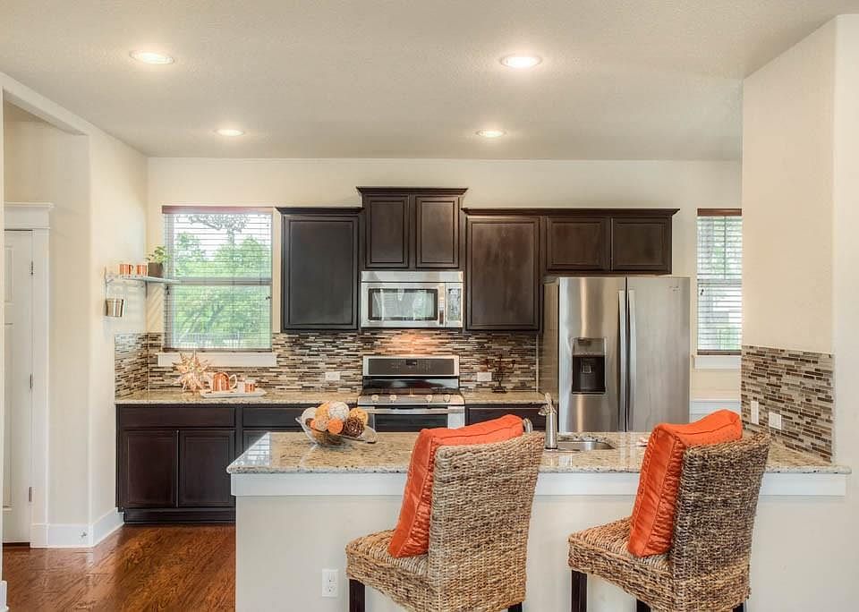 1st image of 10917 Rock Island Dr