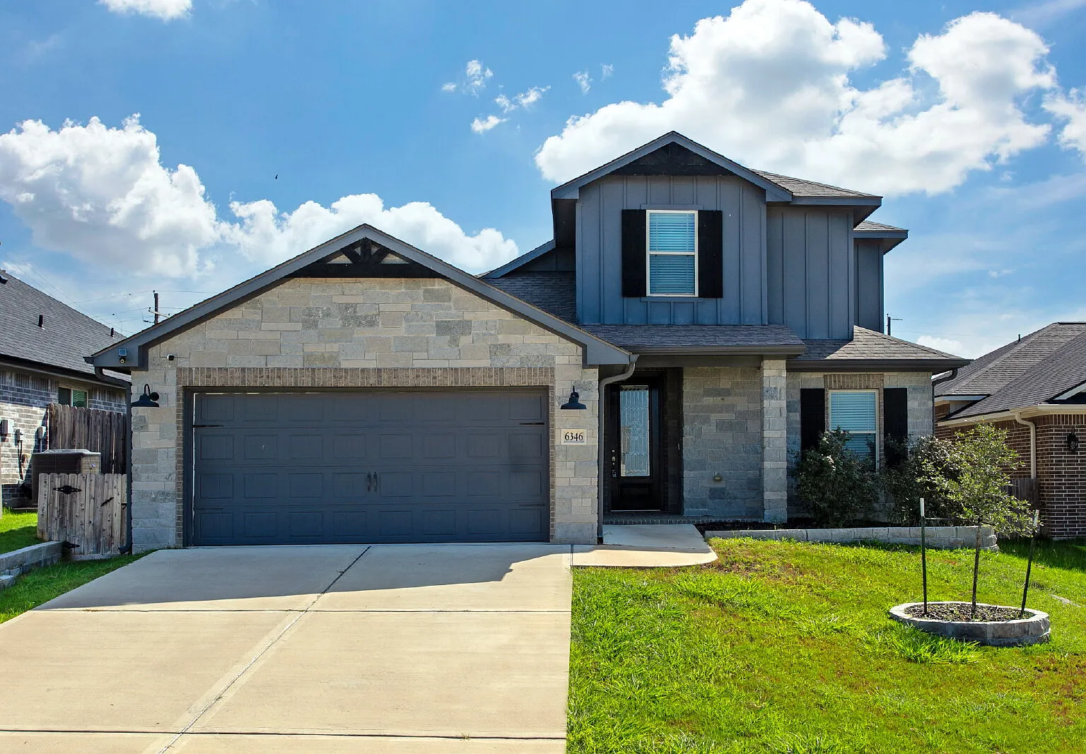 4 bed, 3.0 bath, 2075 sqft, $2,395 — Photo 1