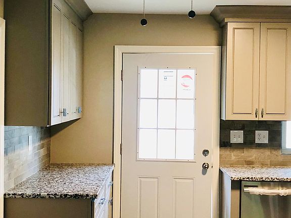 4th image of 538D Portsmouth Dr #100D