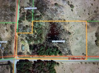 6010 E Millerton Rd, Fountain, MI 49410