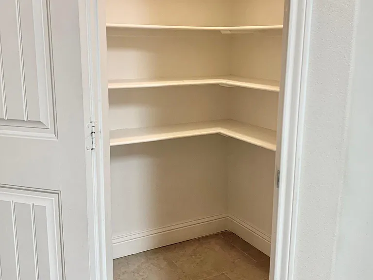 6911 Corral Dr — Photo 16
