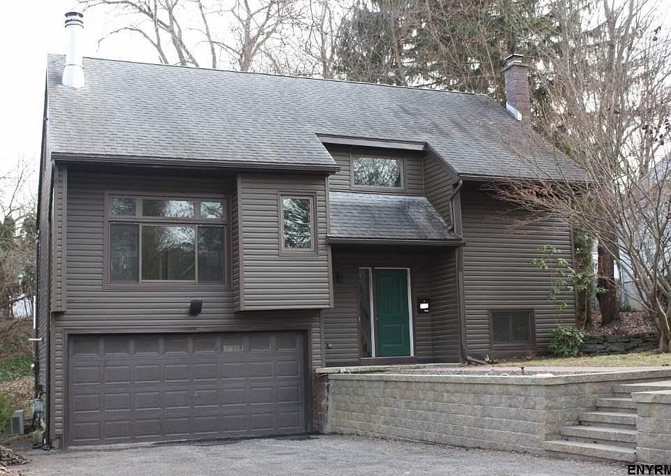 1st image of 171 Lenox Ave