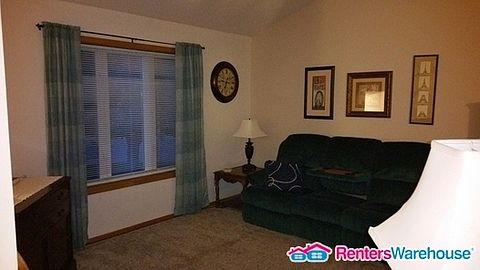 4th image of 1716 Greenwood Pl NE