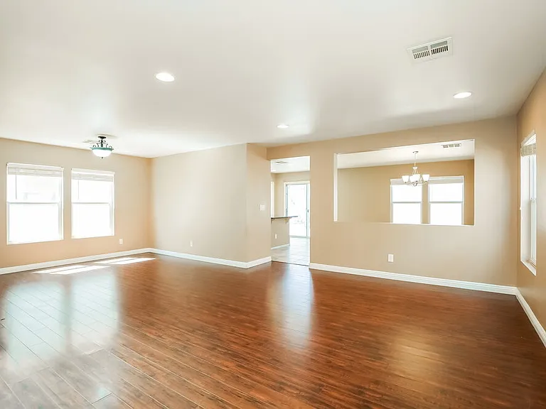 9434 Blooming Grove Ave — Photo 6