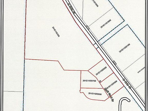 2nd image of 30 Knoll Crest Dr