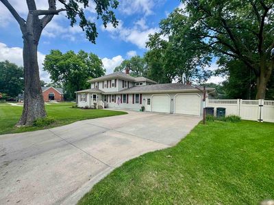 202 E 9th St, Hastings, NE, 68901