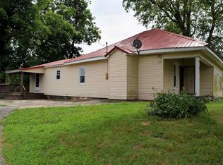 677 State Route 339 E, Mayfield, KY 42066