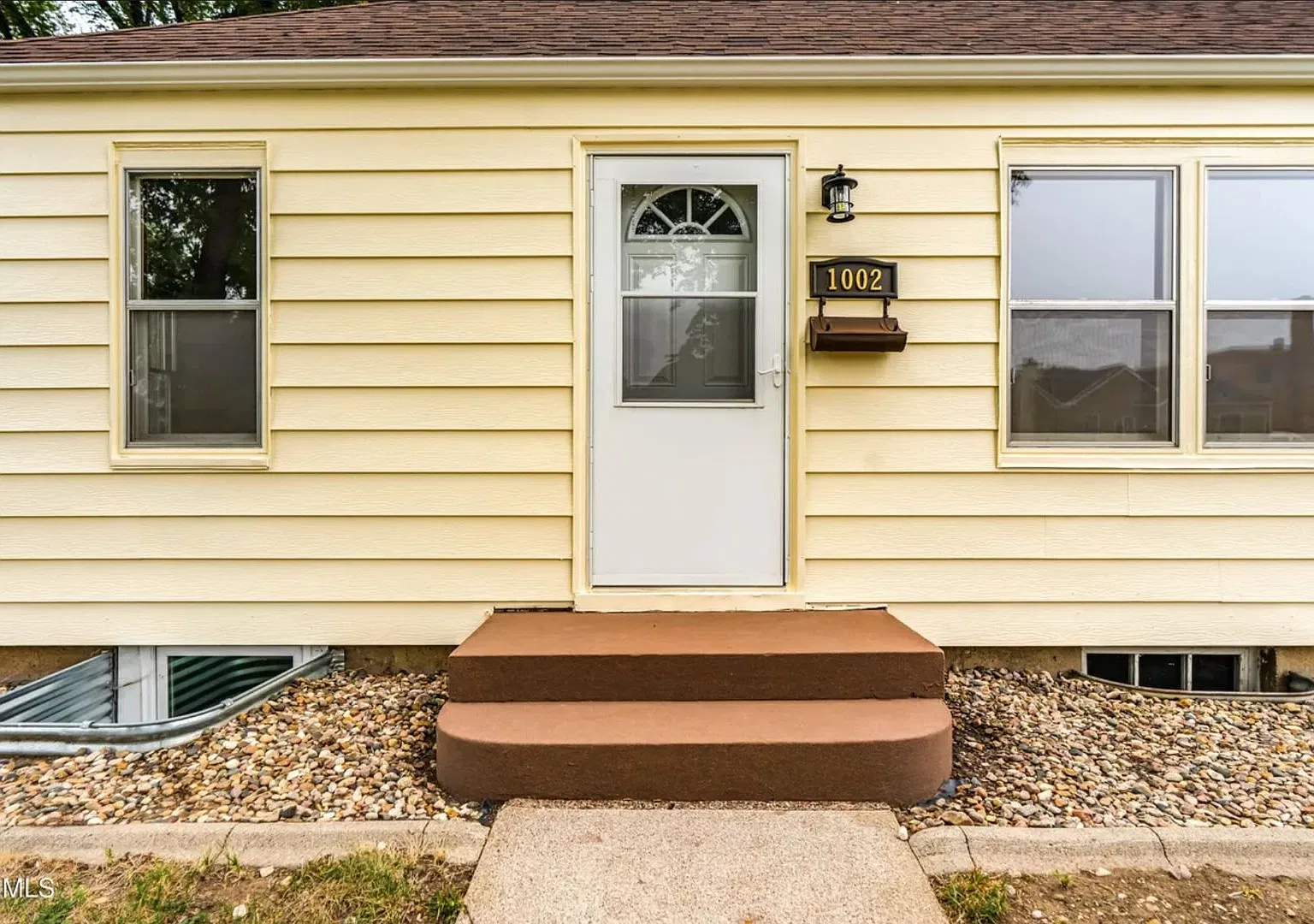 3 Bed 2 bath House — Photo 3