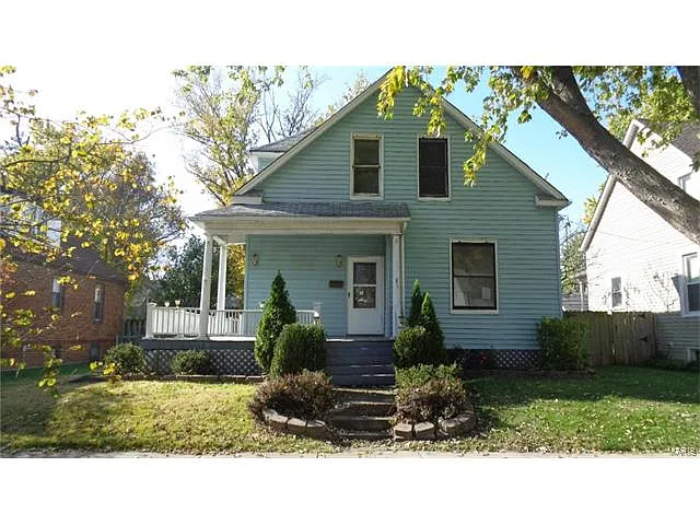 612 Pine St photo 1