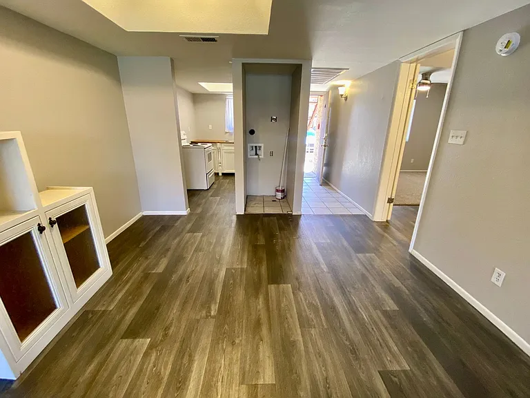 1215 E Lemon St #131 — Photo 8