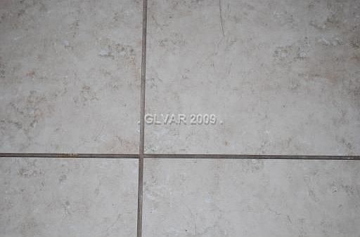 4th image of 500 S Grand Central Pkwy